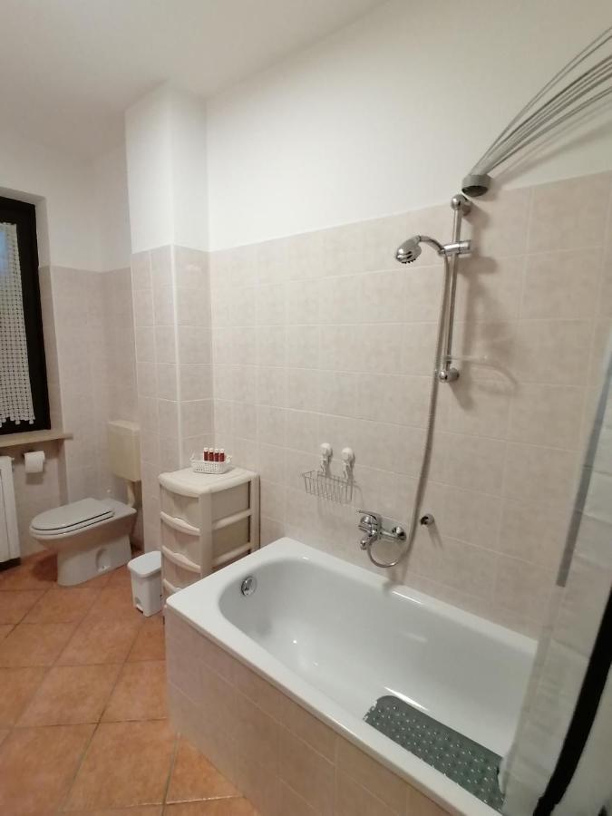 Bed and Breakfast Amo' le Langhe Narzole Esterno foto