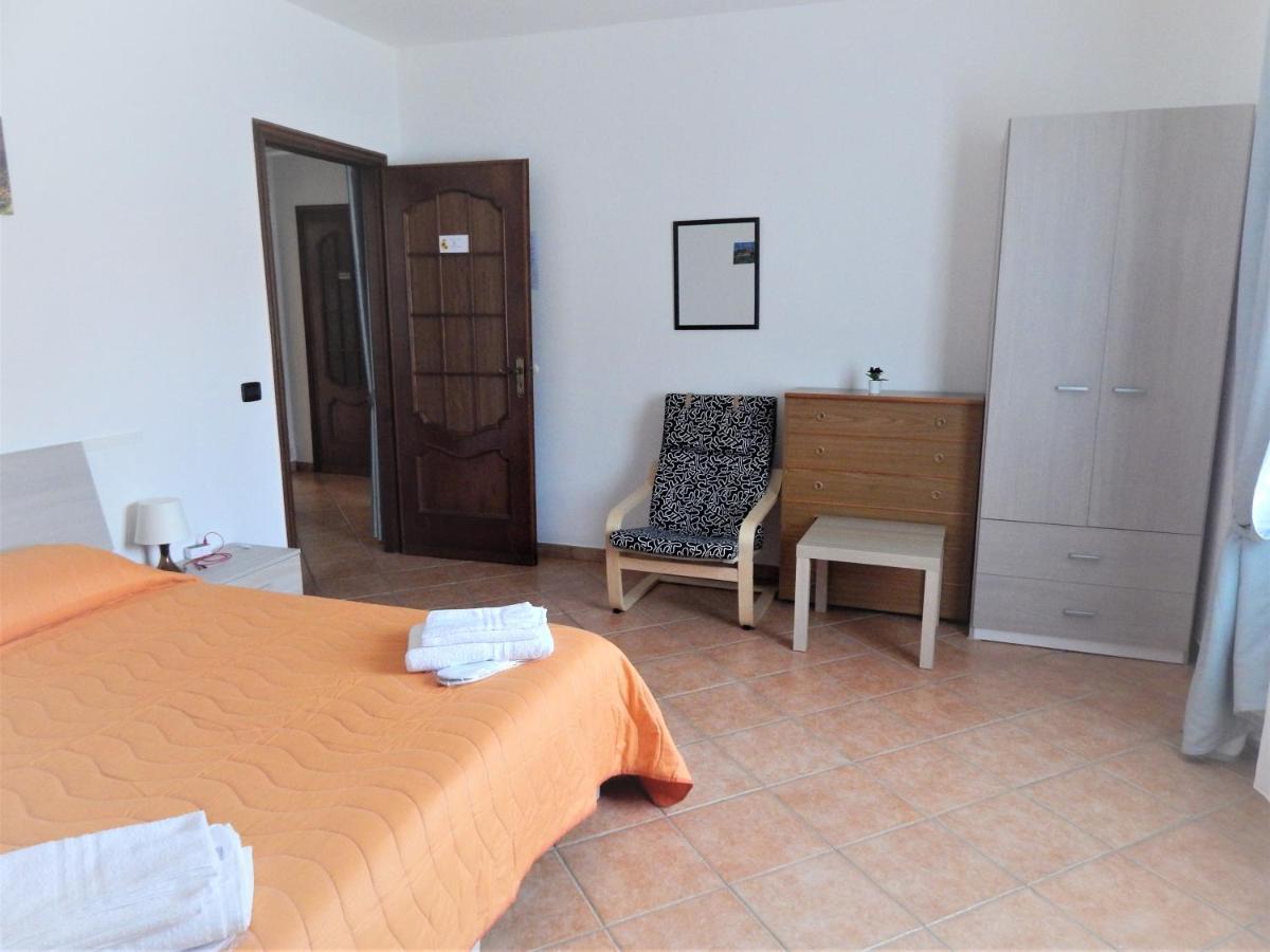 Bed and Breakfast Amo' le Langhe Narzole Esterno foto