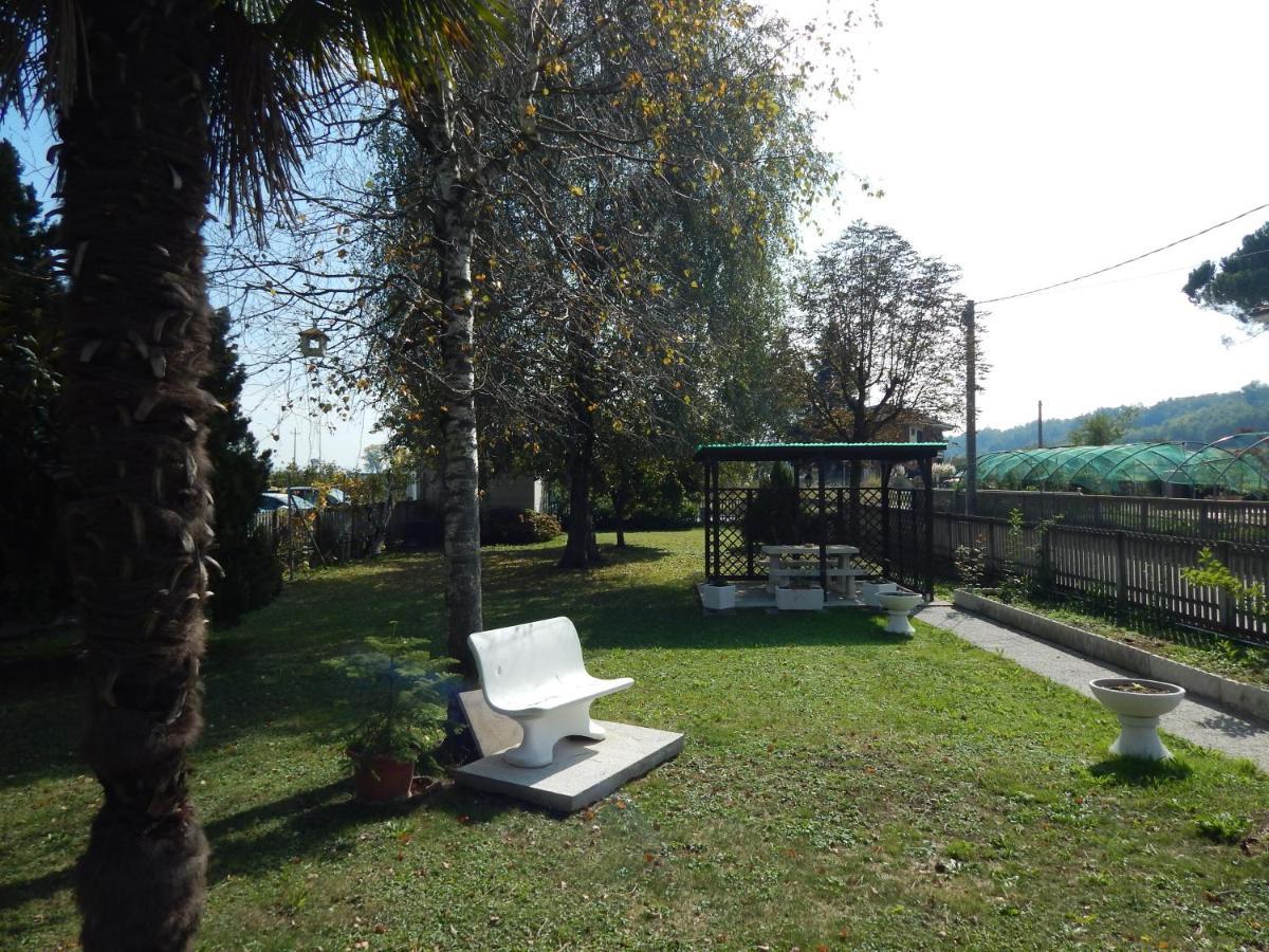 Bed and Breakfast Amo' le Langhe Narzole Esterno foto